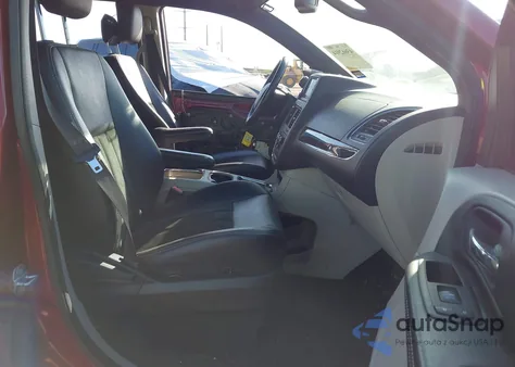 2015 Dodge Grand Caravan Sxt Plus z USA, uszkodzony, nr VIN 2C4RDGCG7FR659995